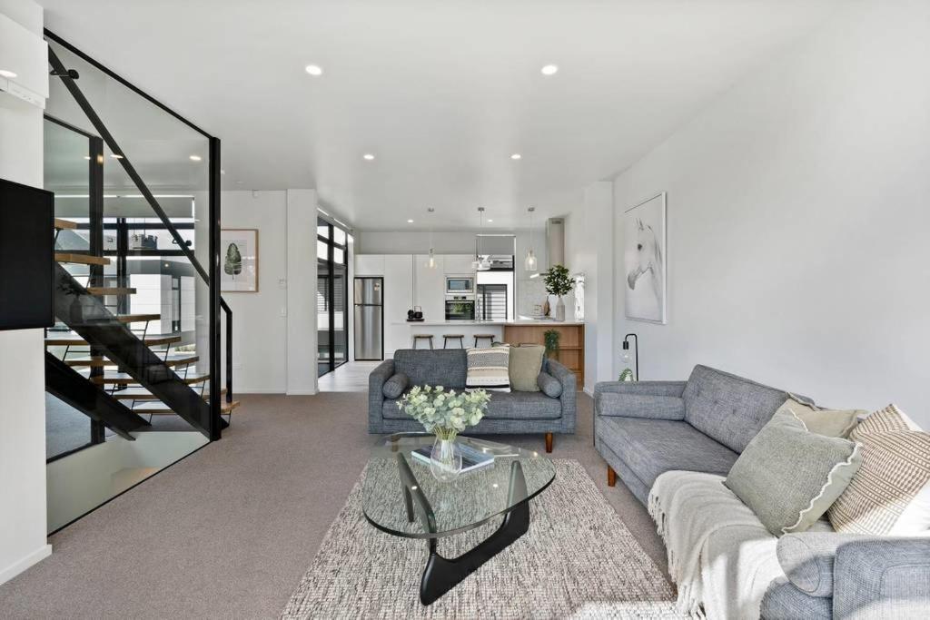 Urban Diamond Villa Christchurch Bagian luar foto